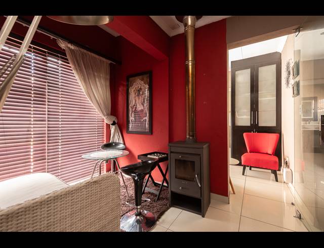 3 BEDROOM FREESTANDING FOR SALE IN MARLBORO GARDENS